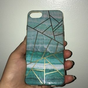 ☁️•IPHONE CASE BEACH WAVES WITH GOLD LINES•☁️